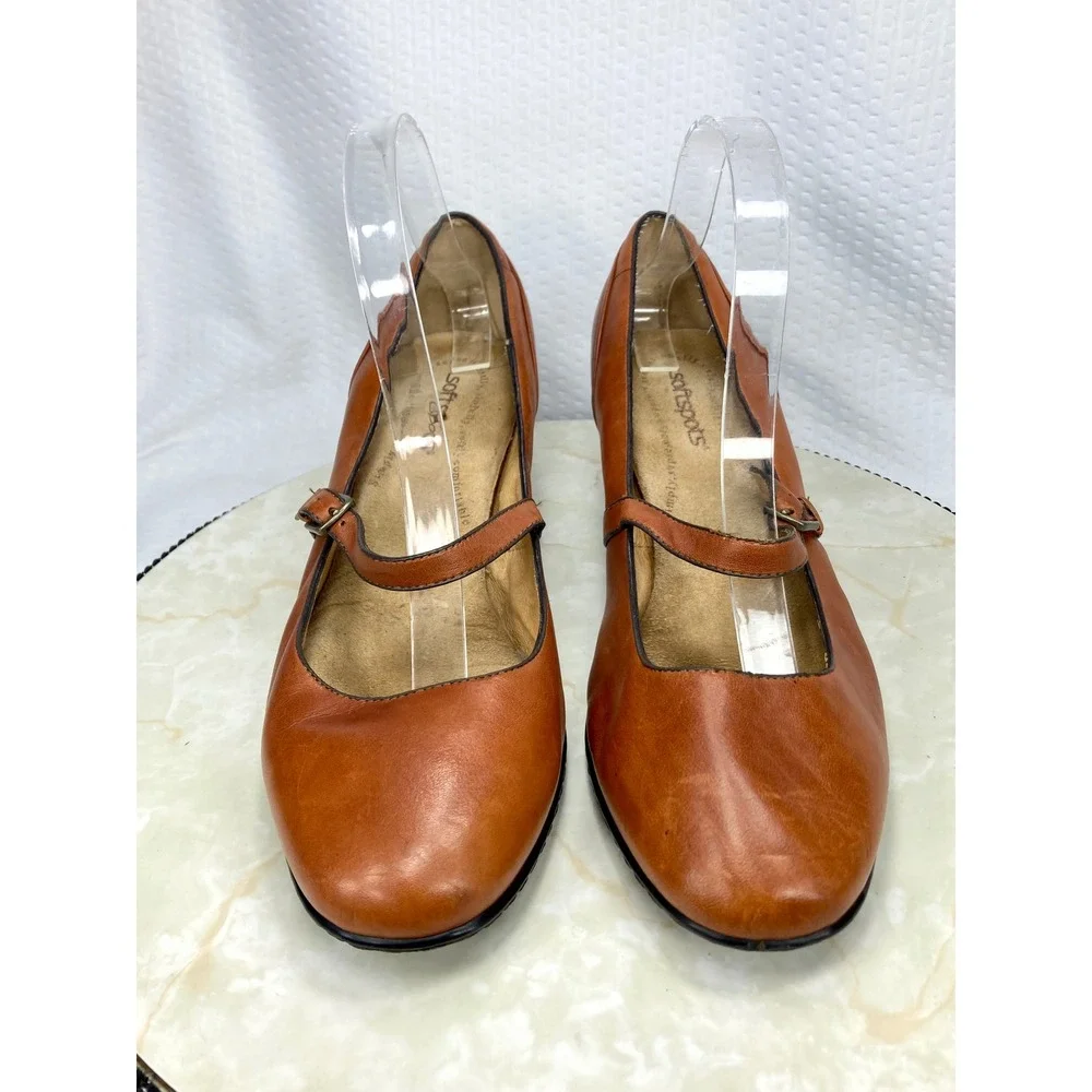 Softspots Leather Mary Jane Kitten Heel Pumps Womens 9.5WW Brown Office Academia